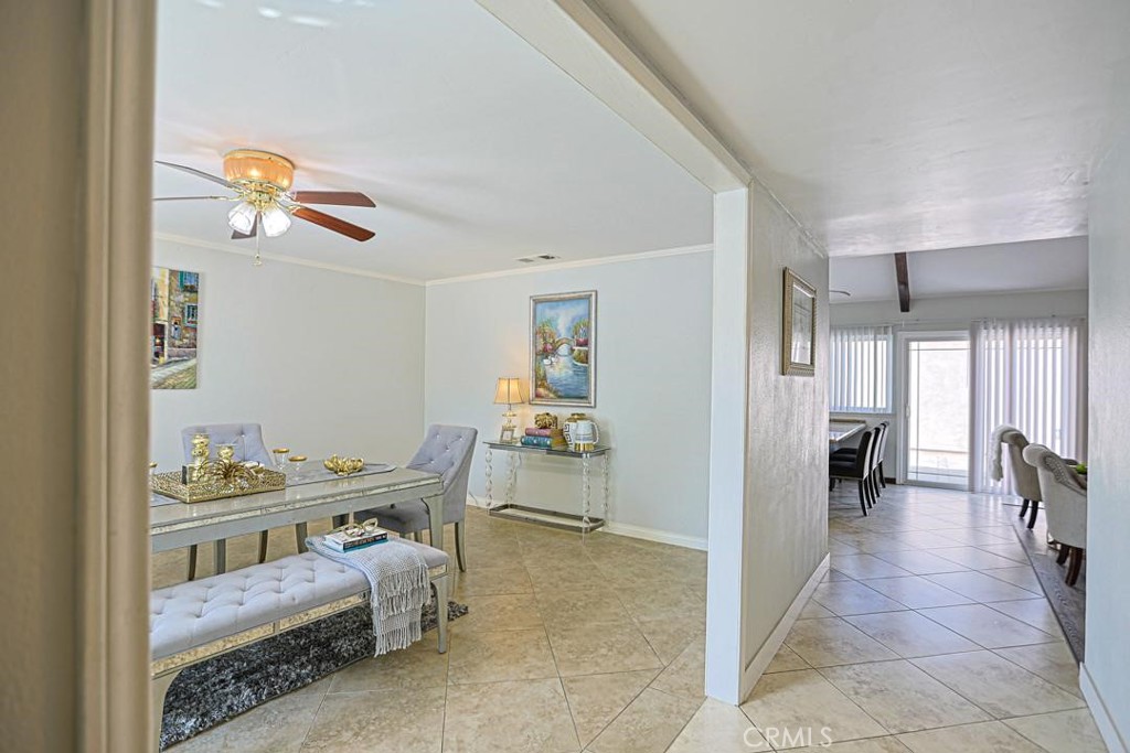 115 S La Paz Property Photo 7