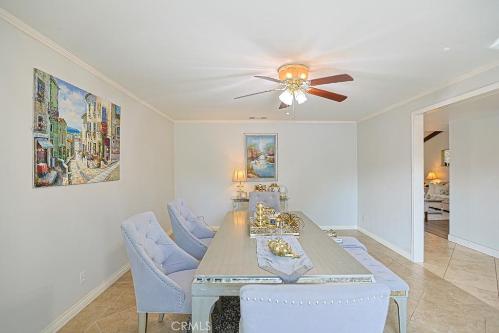 115 S La Paz Property Photo 8