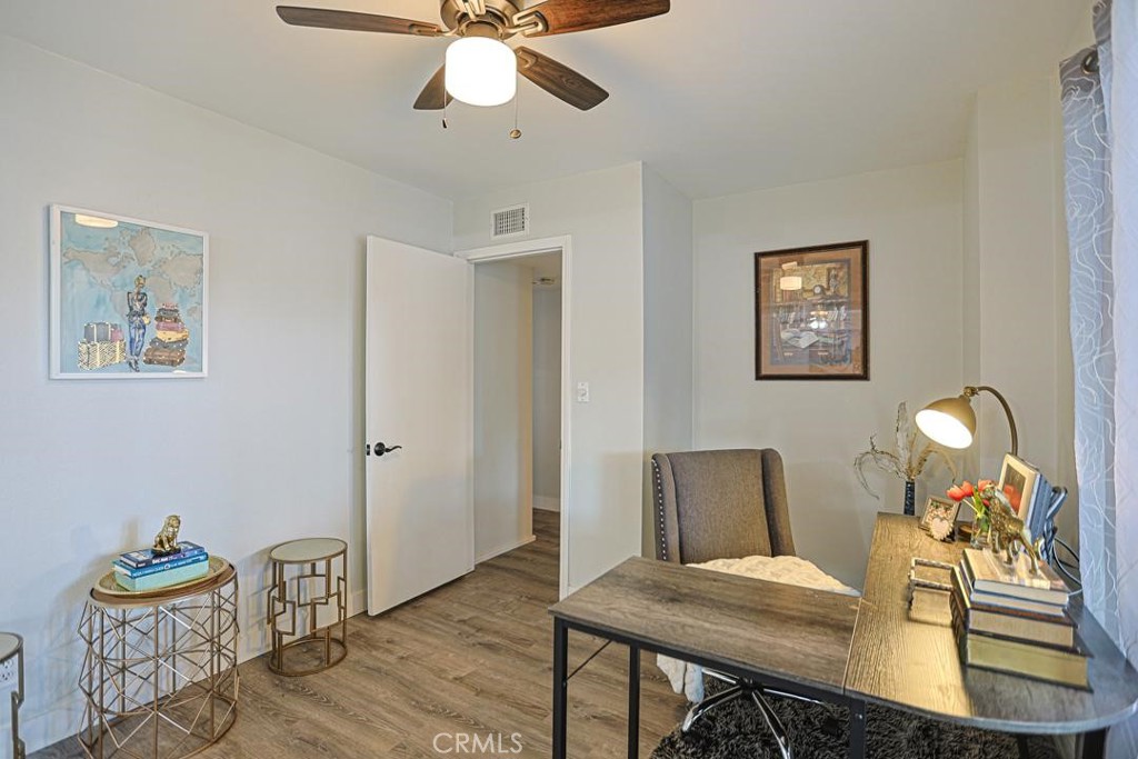115 S La Paz Property Photo 21