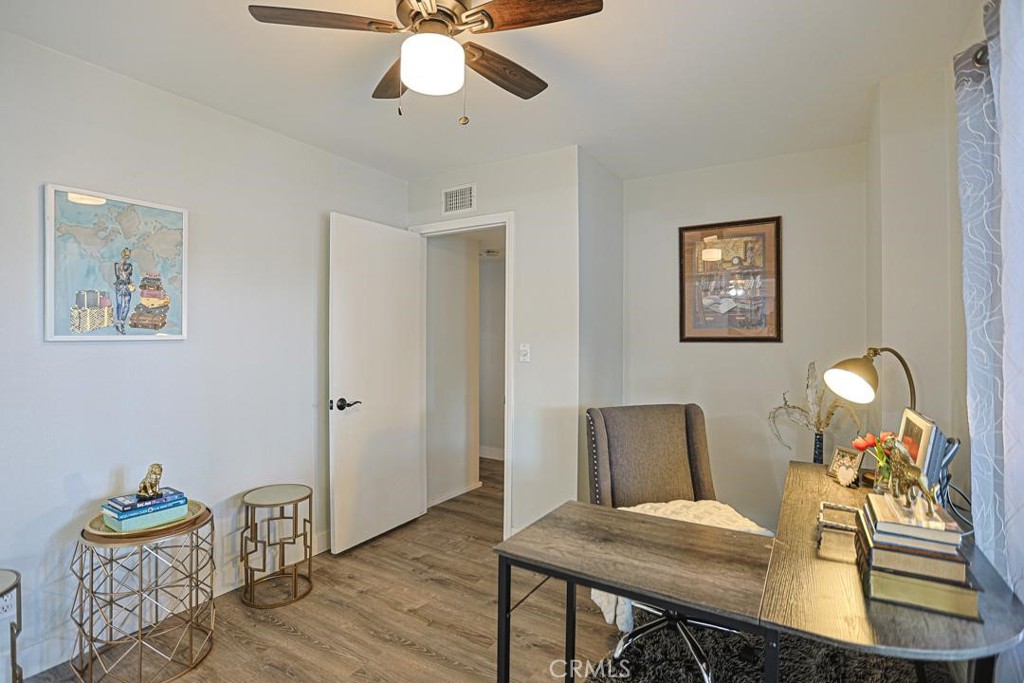 115 S La Paz Property Photo 23