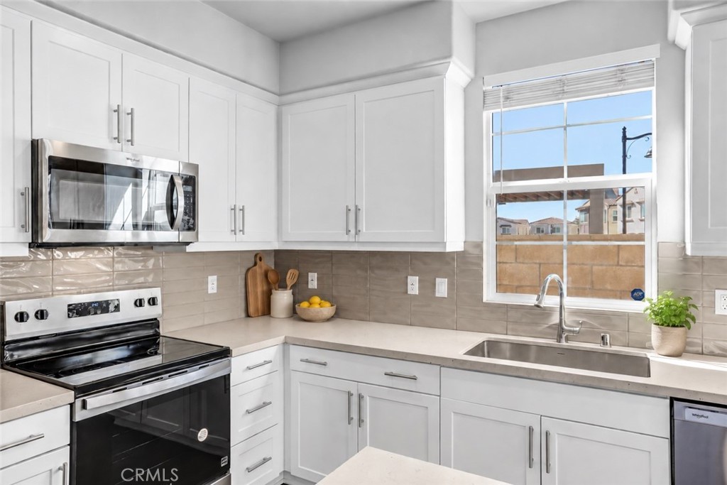 475 Meyer Property Photo 7