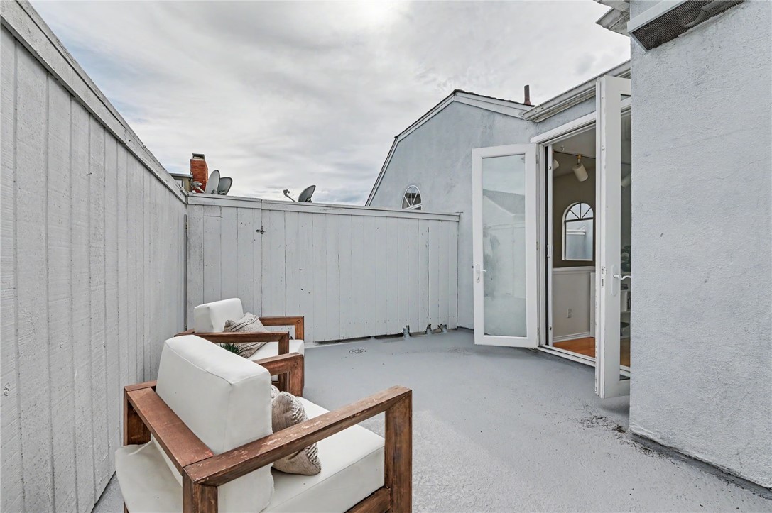 11667 Gorham 304 Property Photo 41