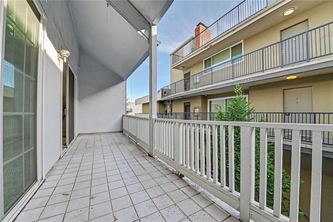 11667 Gorham 304 Property Photo 44