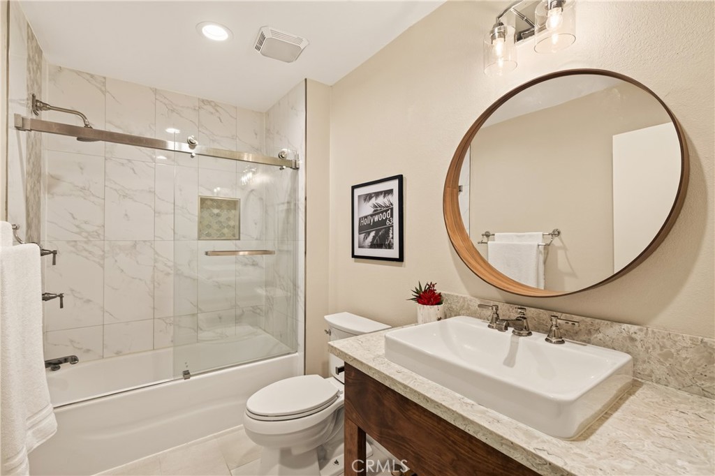 860 S Lucerne 103 Property Photo 5