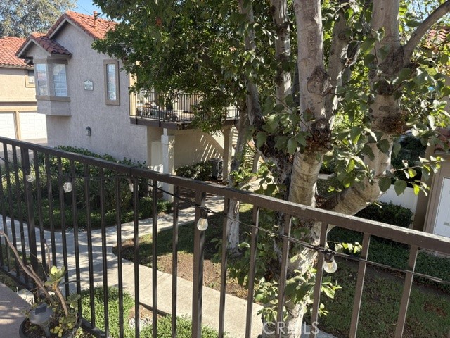 32 Roble Property Photo 6