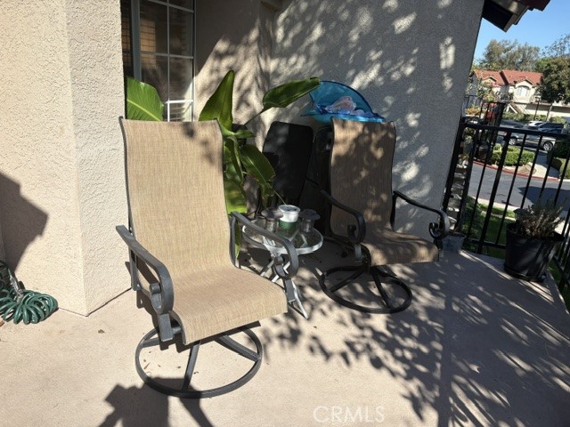 32 Roble Property Photo 34