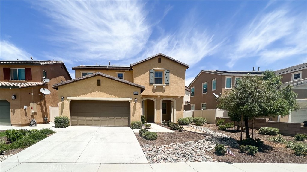 1440 Black Diamond Property Photo 1