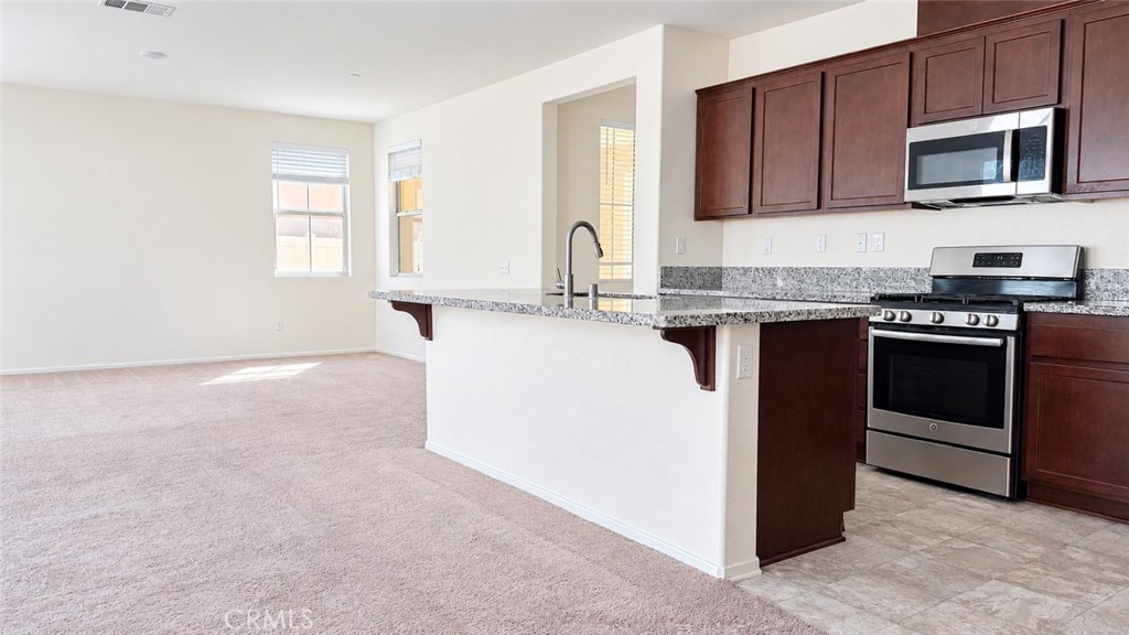 1440 Black Diamond Property Photo 15