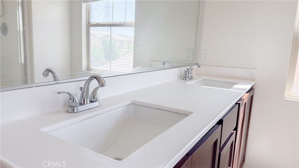 1440 Black Diamond Property Photo 25