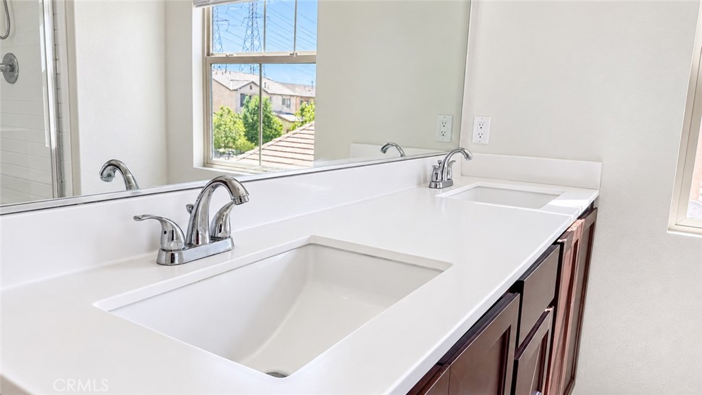 1440 Black Diamond Property Photo 30