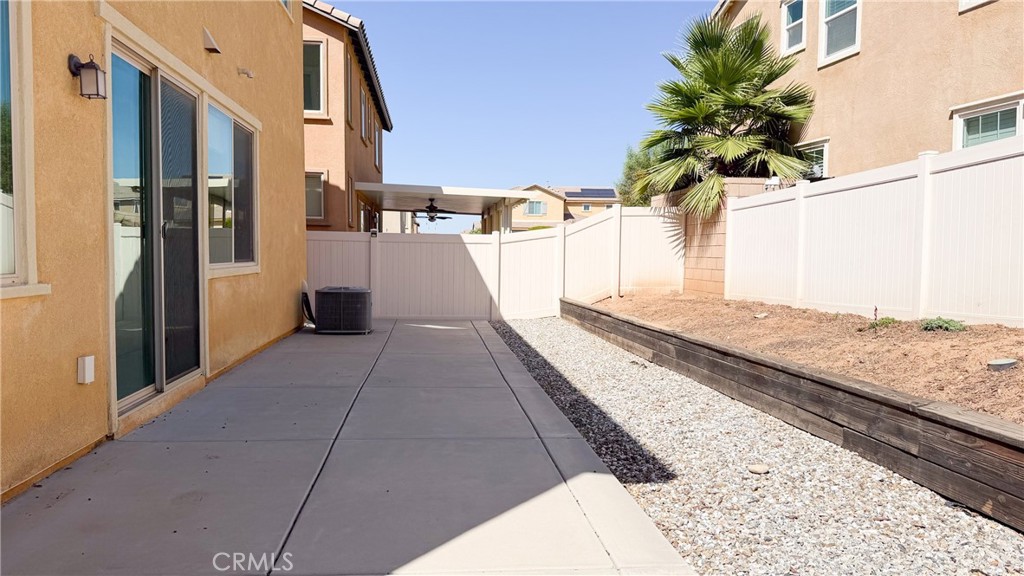 1440 Black Diamond Property Photo 35