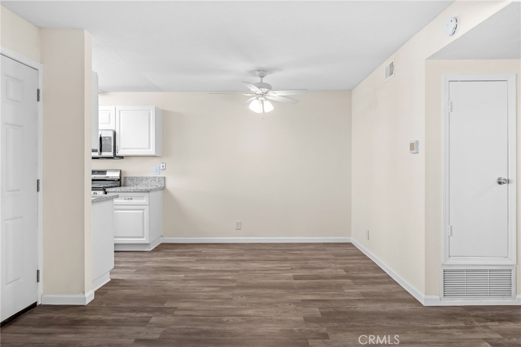 1370 Cabrillo Park Drive H Property Photo 5