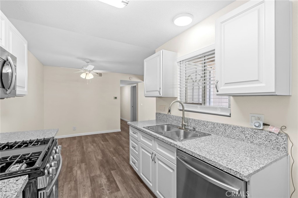 1370 Cabrillo Park Drive H Property Photo 7