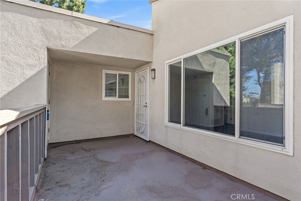 1370 Cabrillo Park Drive H Property Photo 16