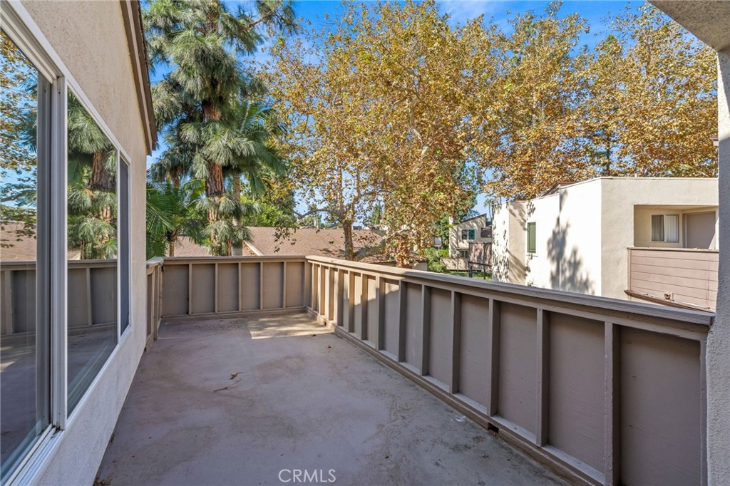 1370 Cabrillo Park Drive H Property Photo 17