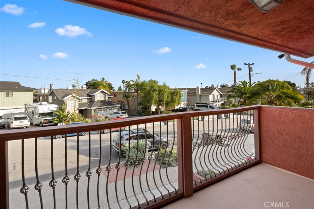 34121 Ruby Lantern A Property Photo 5