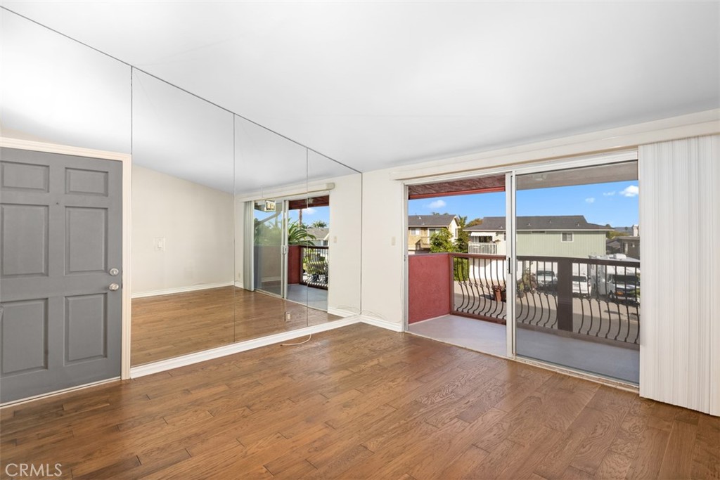 34121 Ruby Lantern A Property Photo 8