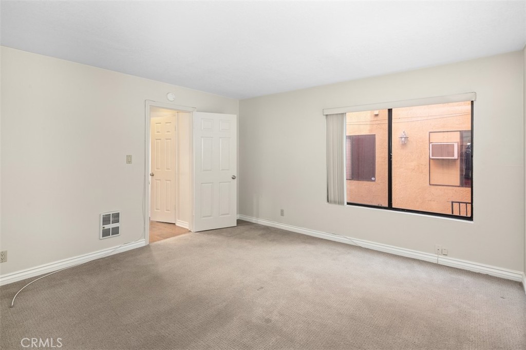 34121 Ruby Lantern A Property Photo 18