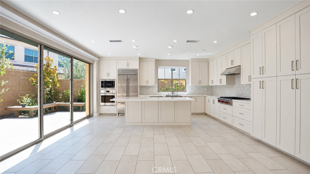 100 Wheat Property Photo 6