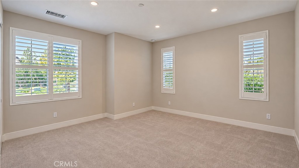 100 Wheat Property Photo 8
