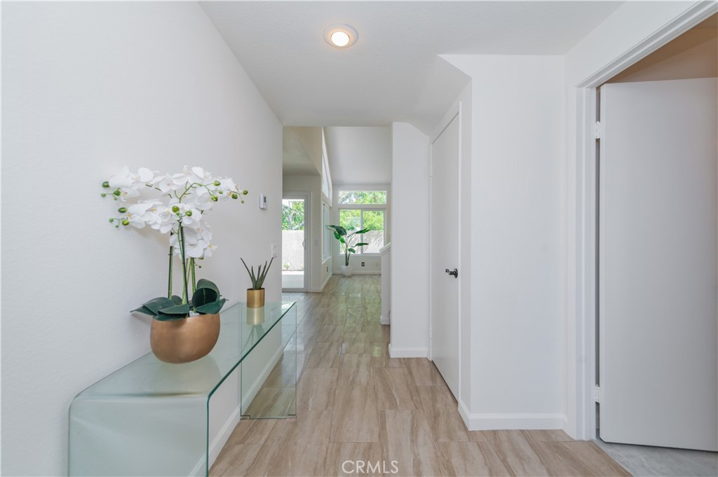 34 Stanford Court Property Photo 4