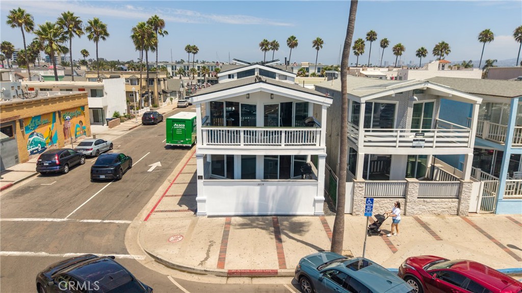 2214 W Oceanfront B Property Photo 6
