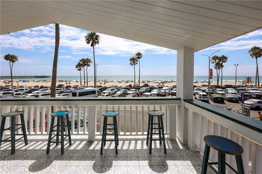 2214 W Oceanfront B Property Photo 25