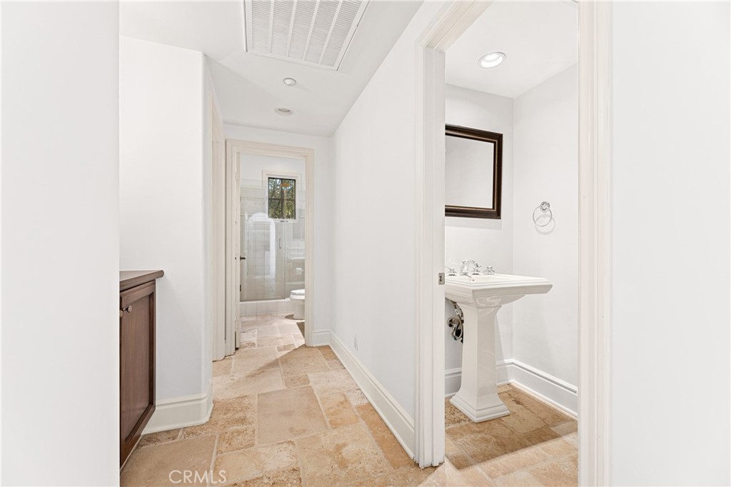 12 Gentle Breeze Property Photo 37