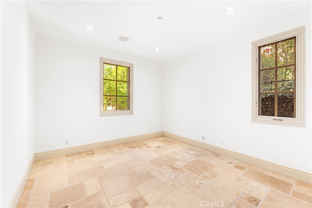 12 Gentle Breeze Property Photo 39