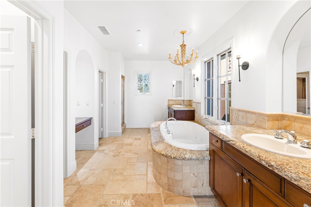 12 Gentle Breeze Property Photo 57