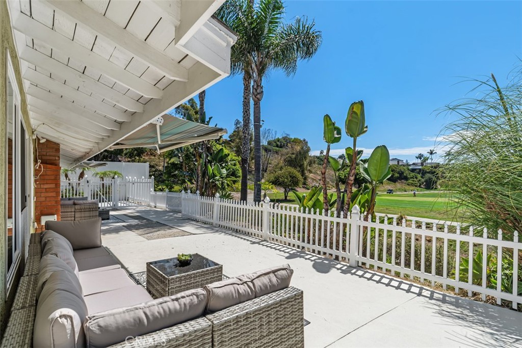 2820 Via Montecito Property Photo 1