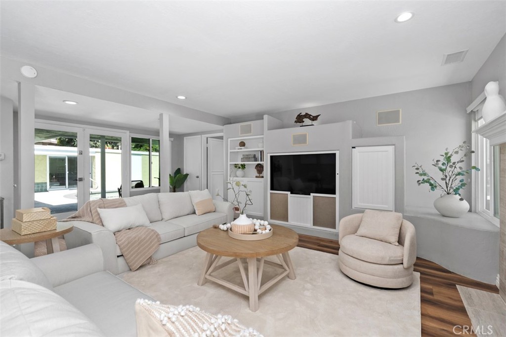 2820 Via Montecito Property Photo 13