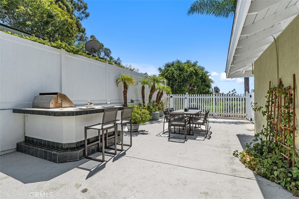 2820 Via Montecito Property Photo 35