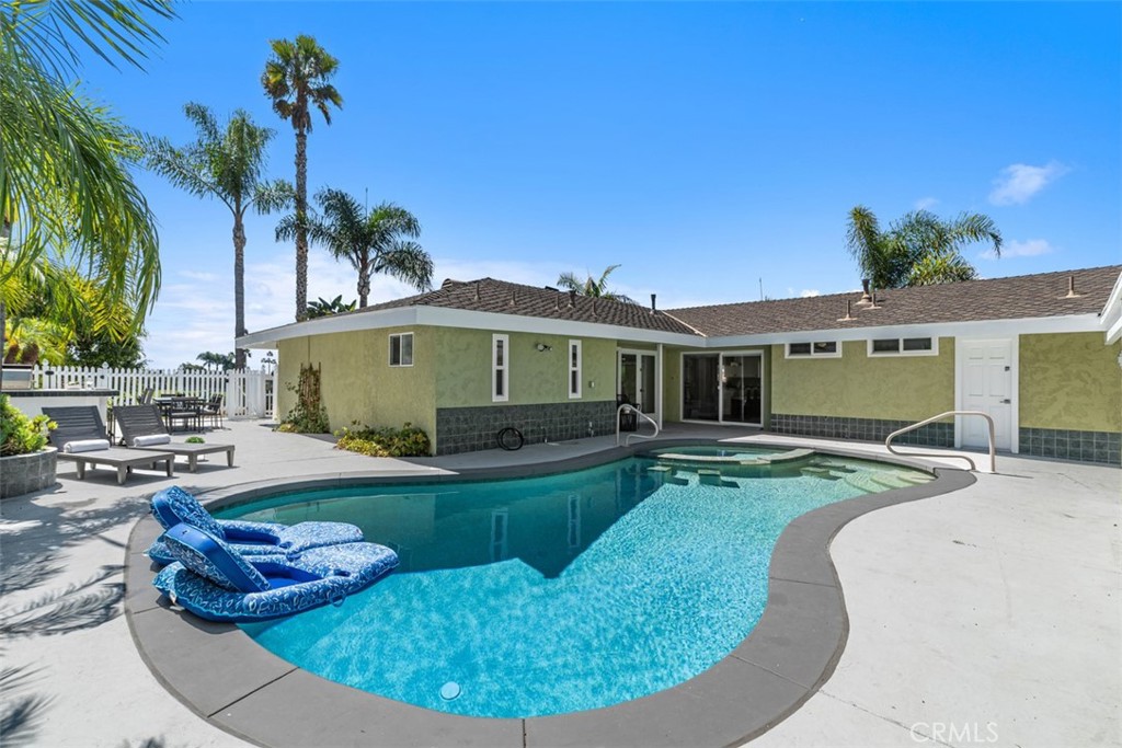 2820 Via Montecito Property Photo 45