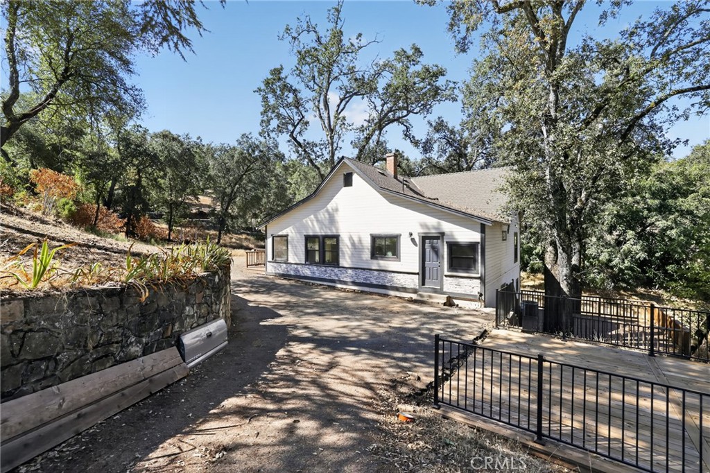437 Forni Property Photo 2