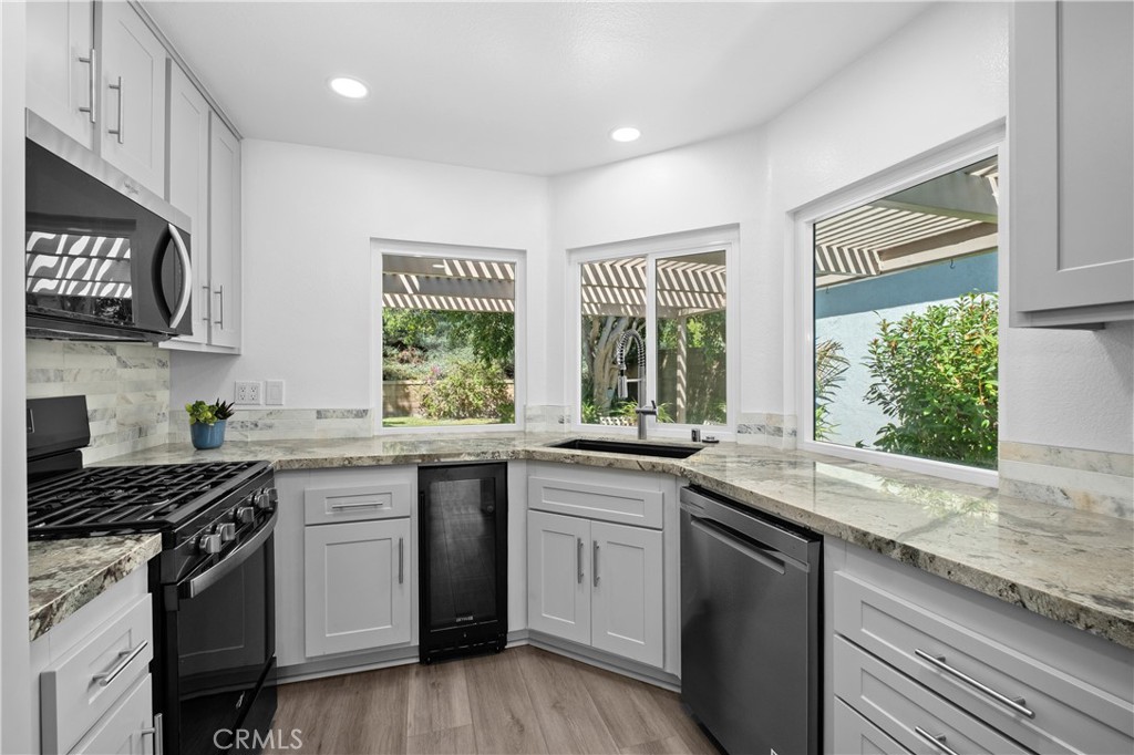 21991 Calderas Property Photo 4