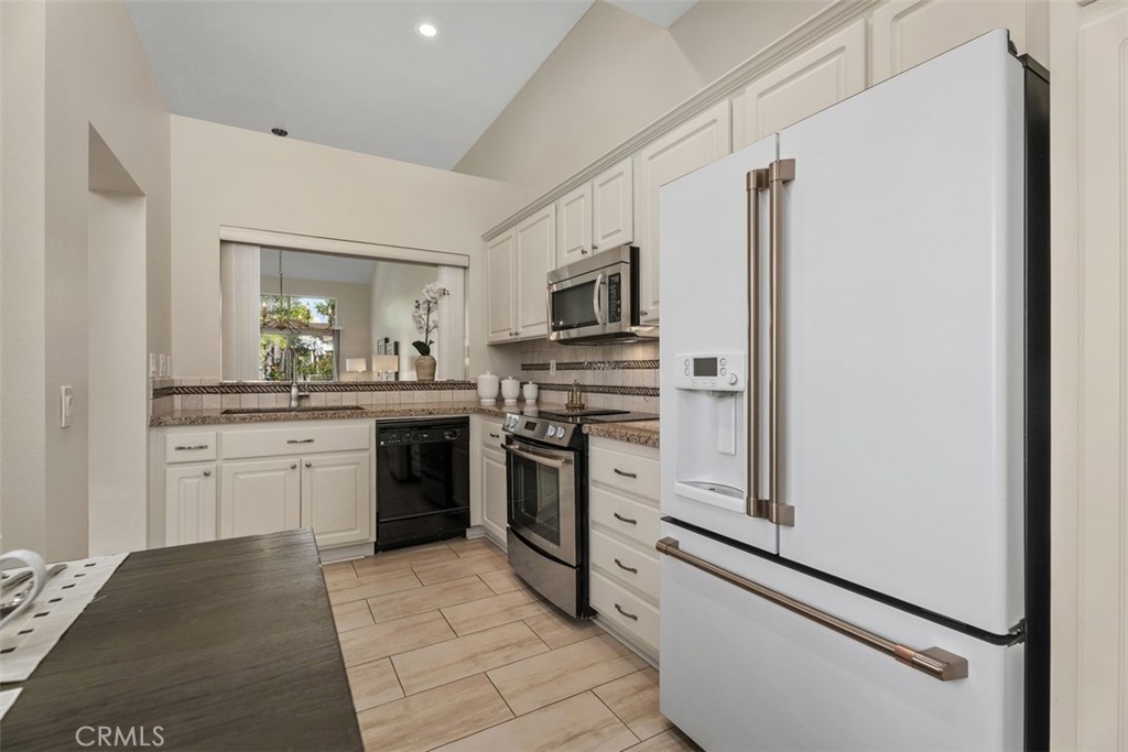 28825 Paseo Campana Property Photo 10