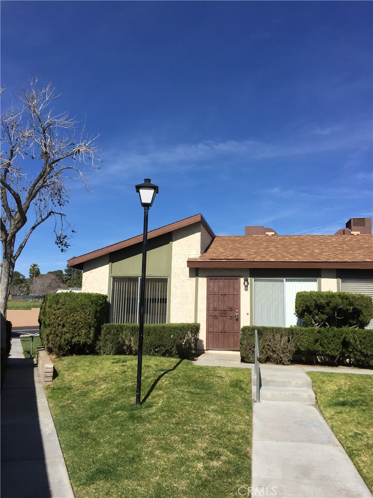 1329 Vista Serena Property Photo 1