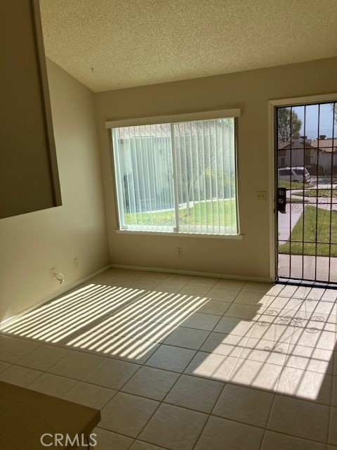 1329 Vista Serena Property Photo 4