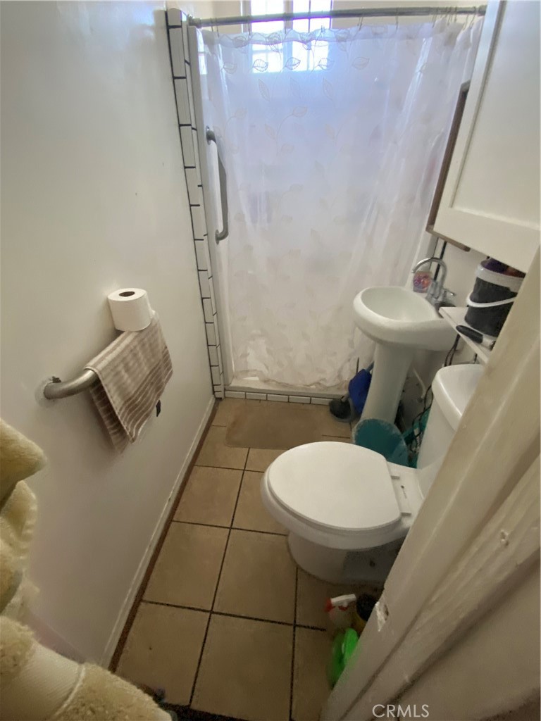776 W 1st Property Photo 19