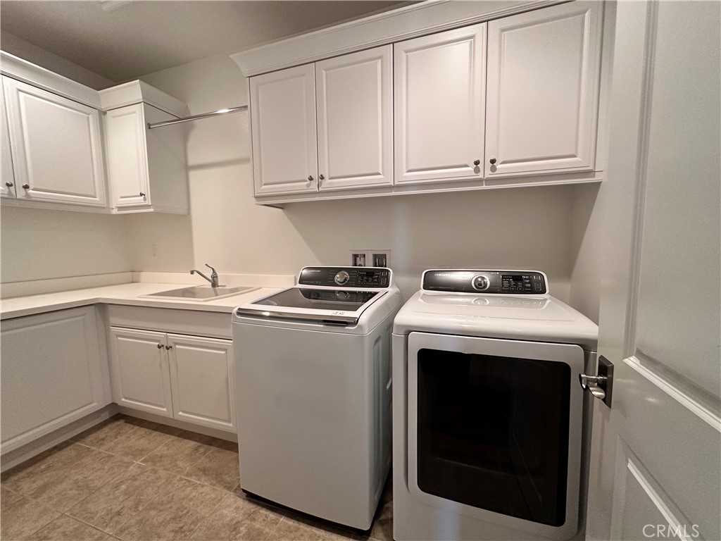 75 Cortland Property Photo 17