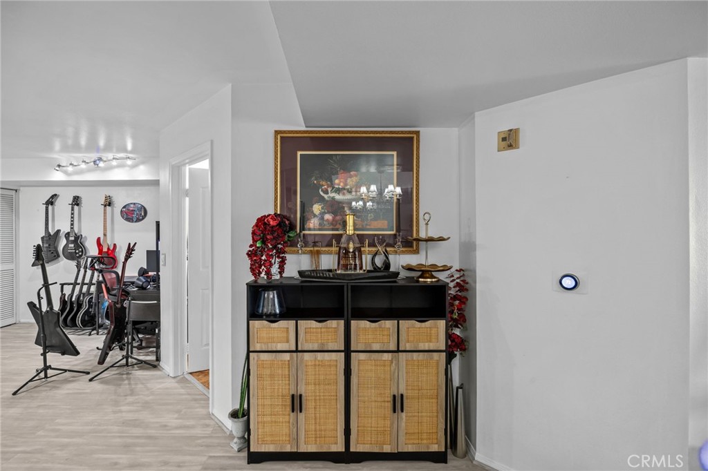 4755 Templeton St 2215 Property Photo 12