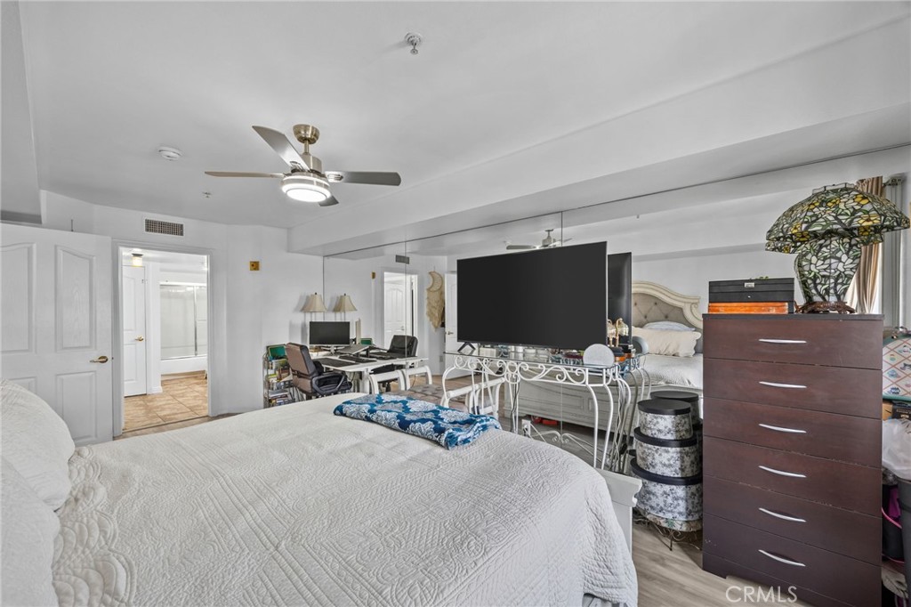 4755 Templeton St 2215 Property Photo 23