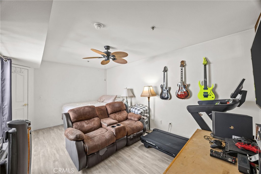 4755 Templeton St 2215 Property Photo 25