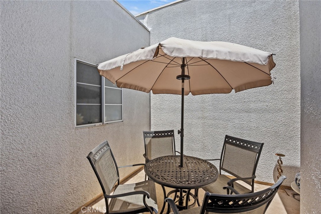 4755 Templeton St 2215 Property Photo 27