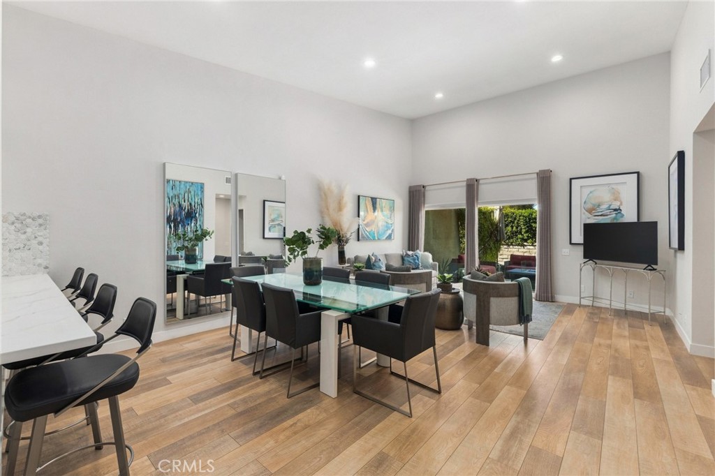 1184 Tiffany N Property Photo 6