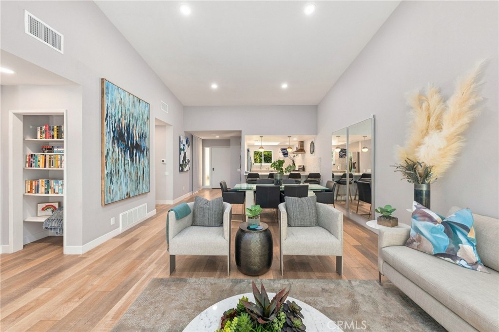 1184 Tiffany N Property Photo 11