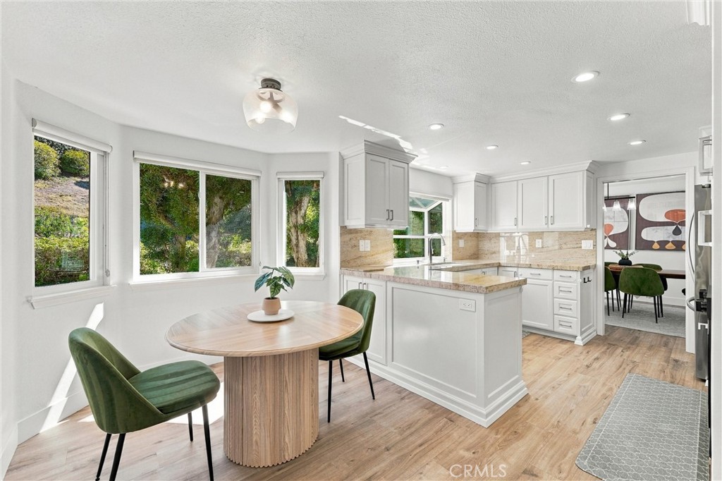 28482 Shrike Property Photo 7