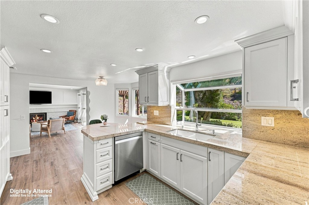28482 Shrike Property Photo 8