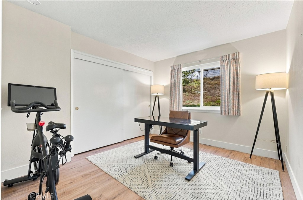 28482 Shrike Property Photo 15